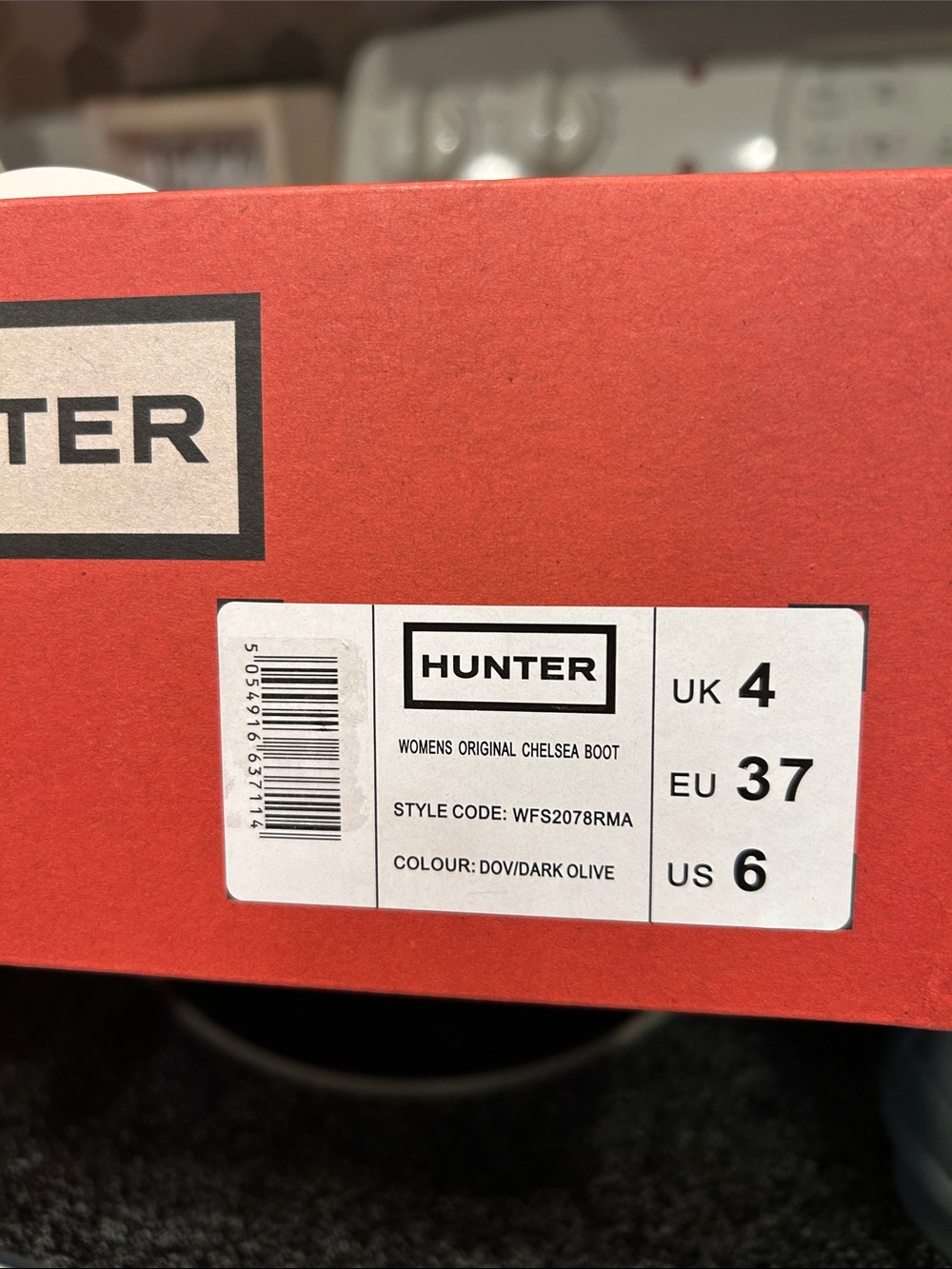 New in Box Hunter Original Chelsea Boots- Dark Olive Green US 6 - Picture 4 of 8